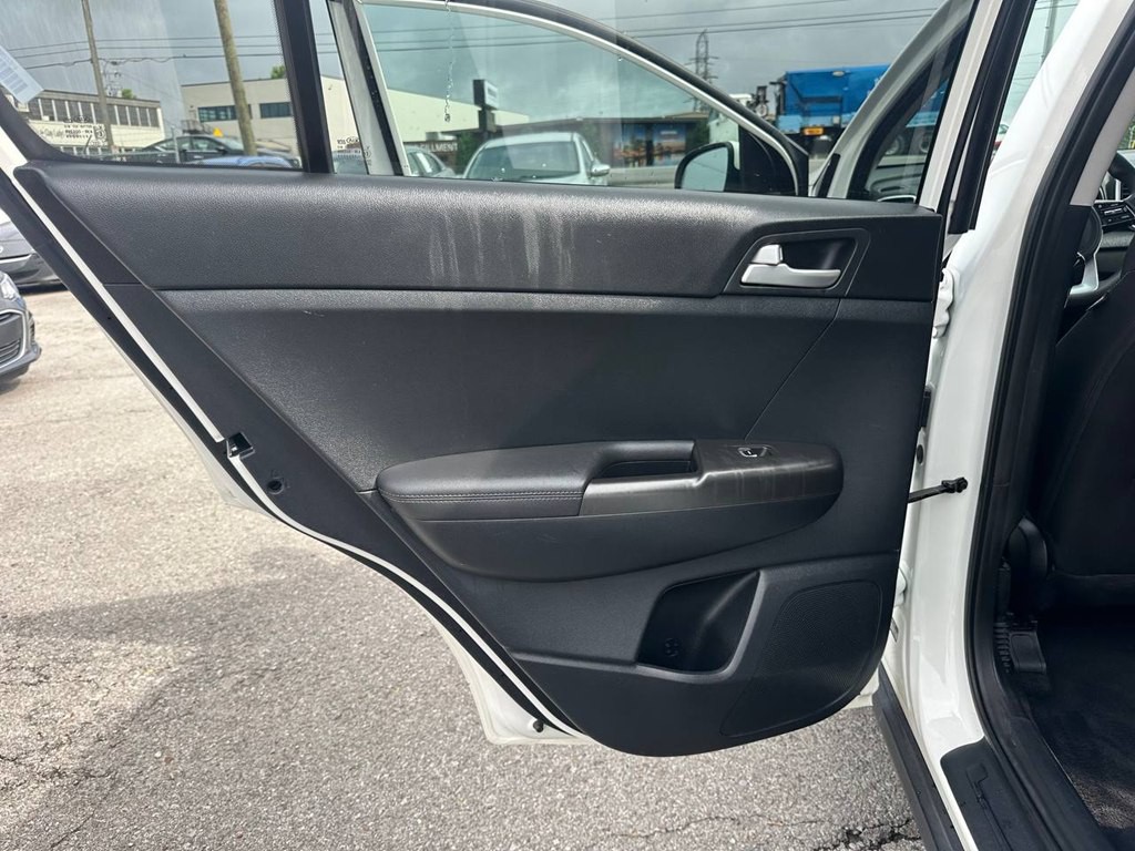 2021 Kia Sportage Image 18