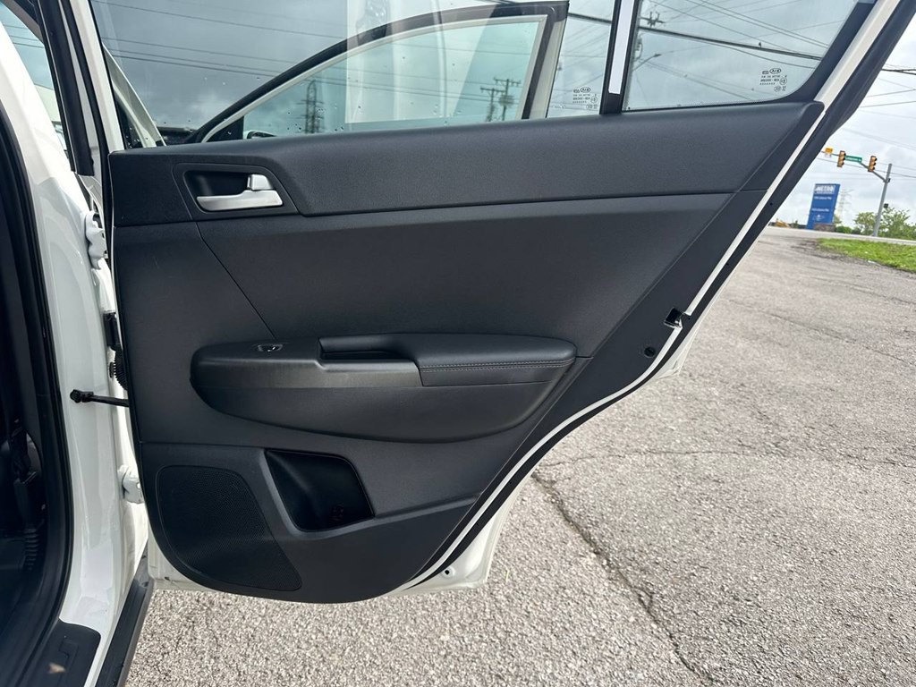2021 Kia Sportage Image 22