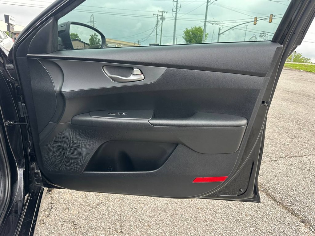 2020 Kia Forte Image 27