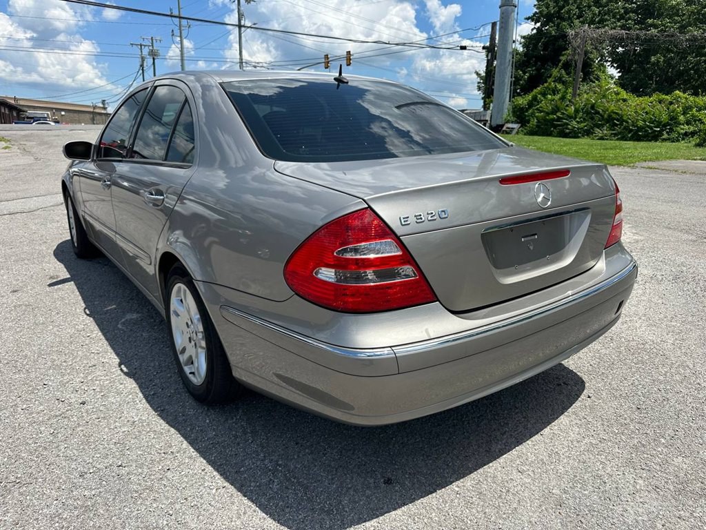 2003 Mercedes-Benz E-Class Image 8