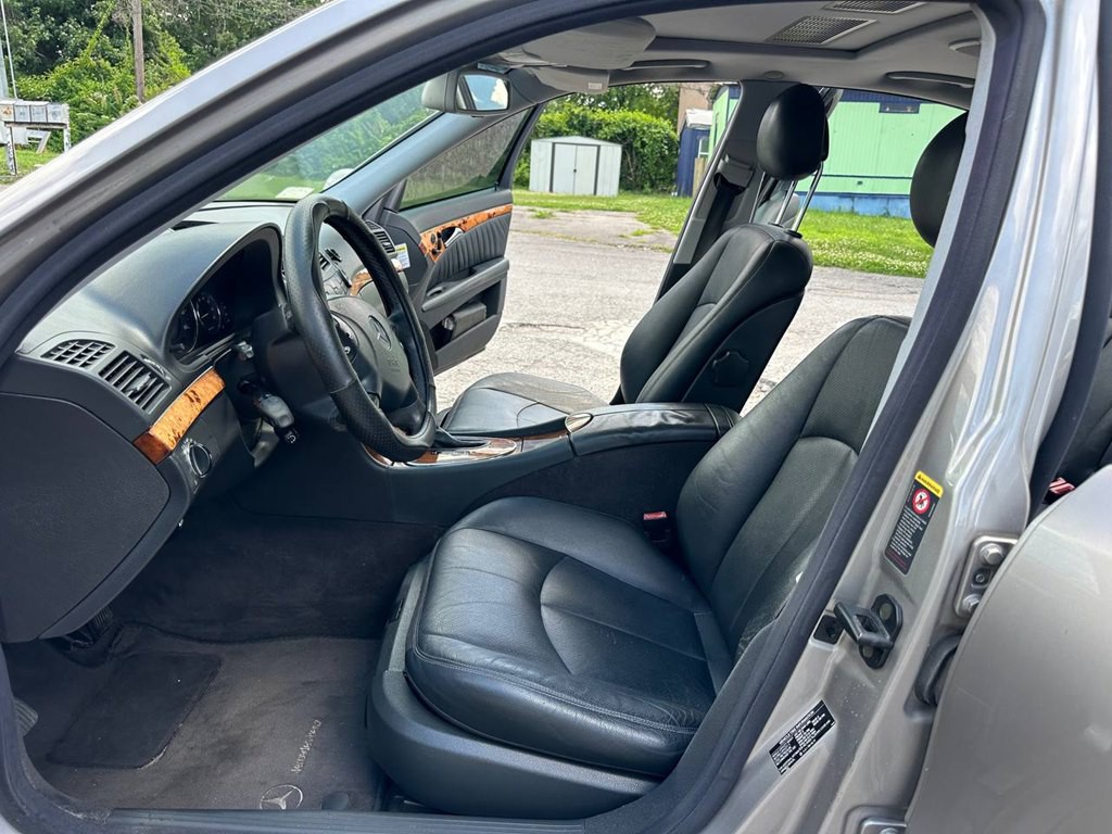 2003 Mercedes-Benz E-Class Image 15