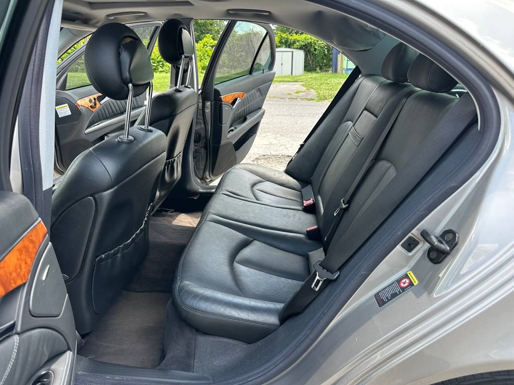 2003 Mercedes-Benz E-Class Image 17