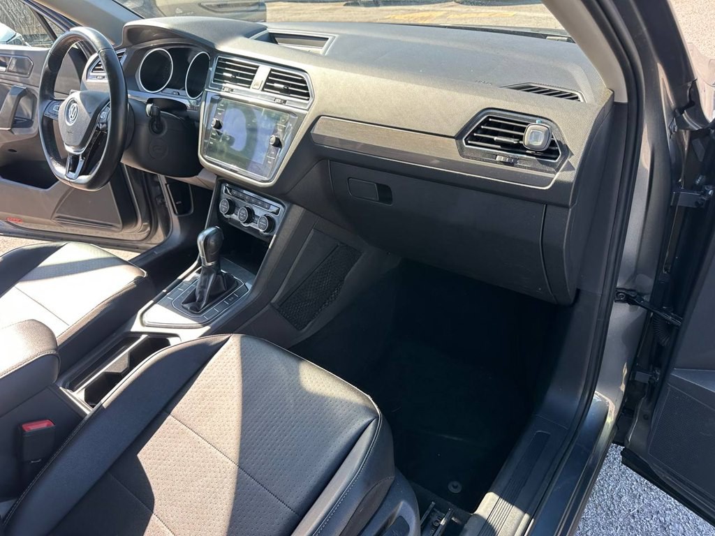 2018 Volkswagen Tiguan Image 24