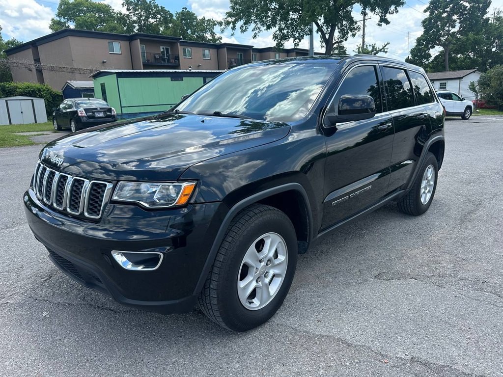 2017 Jeep Grand Cherokee Image 2