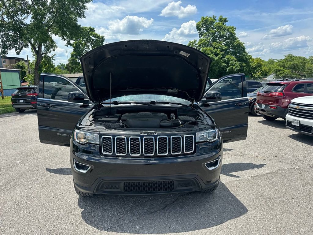 2017 Jeep Grand Cherokee Image 11