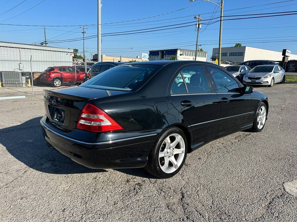 2007 Mercedes-Benz C-Class Image 7