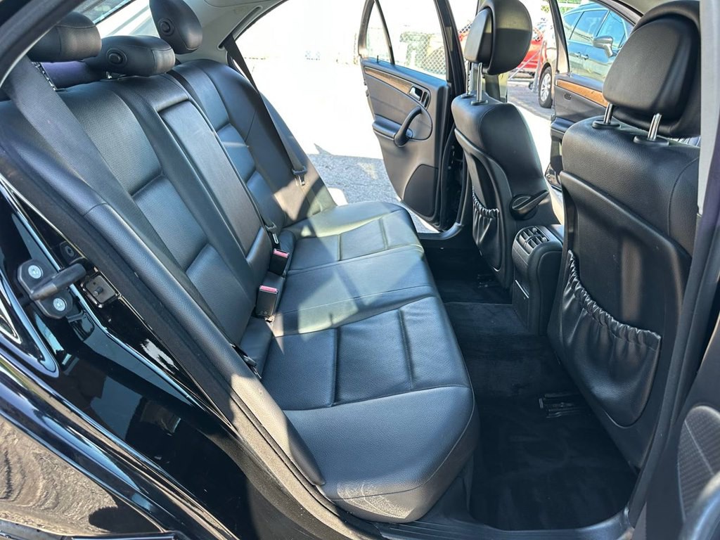 2007 Mercedes-Benz C-Class Image 21