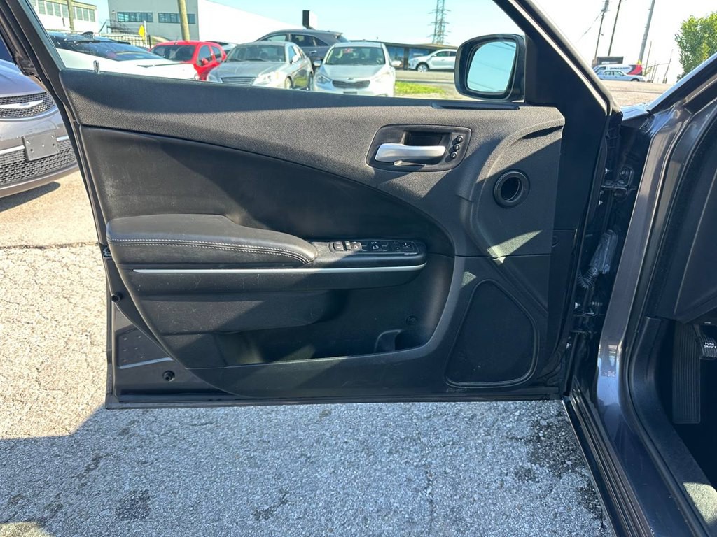 2020 Dodge Charger Image 16