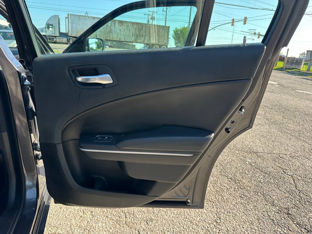 2020 Dodge Charger Image 24