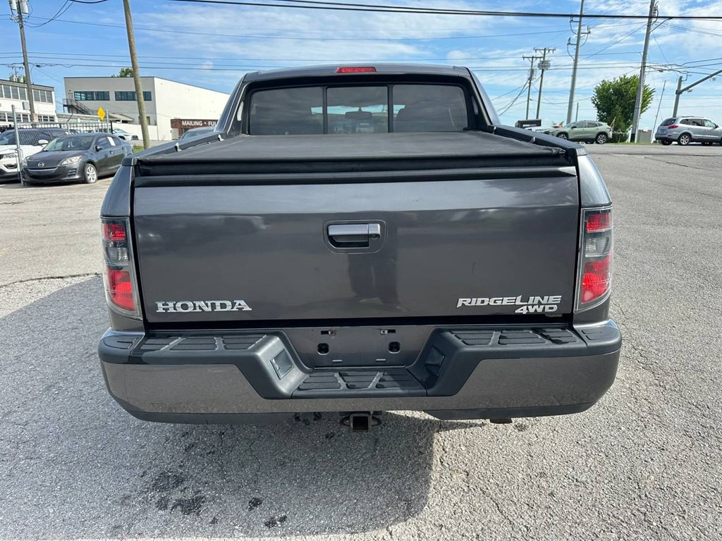 2014 Honda Ridgeline Image 8