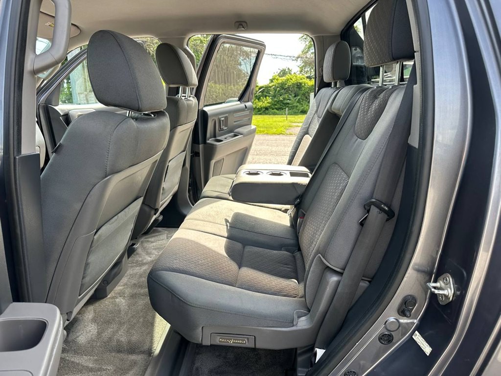 2014 Honda Ridgeline Image 16