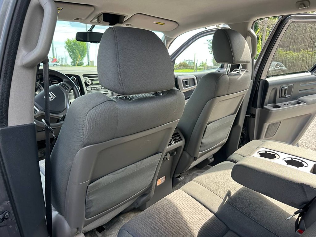 2014 Honda Ridgeline Image 18