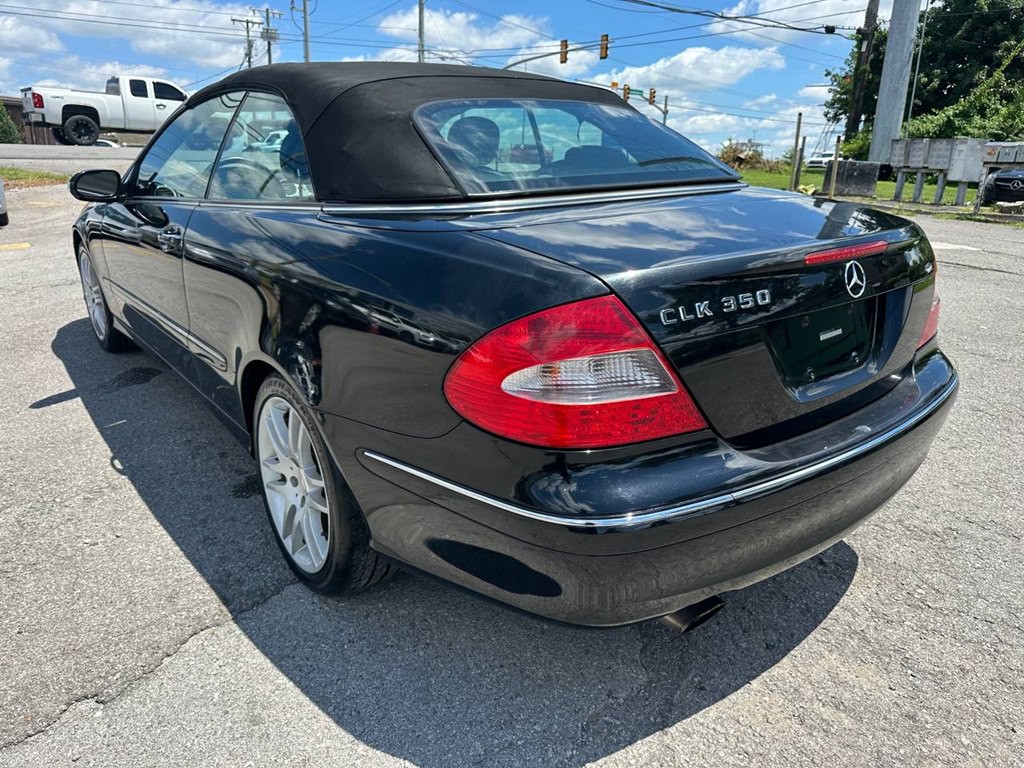 2009 Mercedes-Benz CLK-Class Image 8