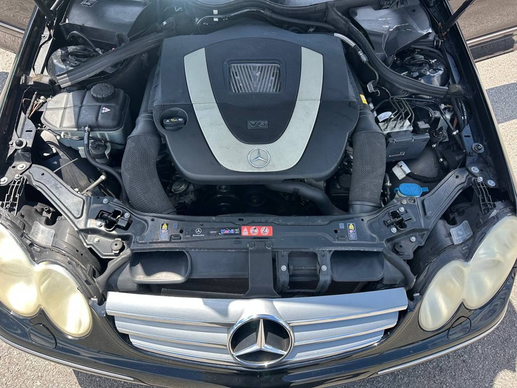 2009 Mercedes-Benz CLK-Class Image 14