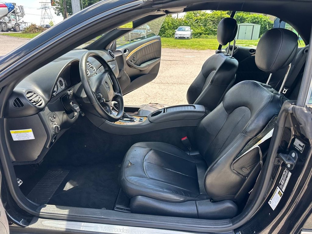 2009 Mercedes-Benz CLK-Class Image 18