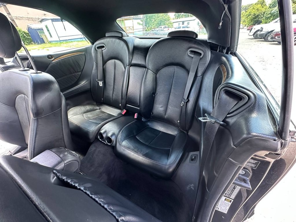 2009 Mercedes-Benz CLK-Class Image 22