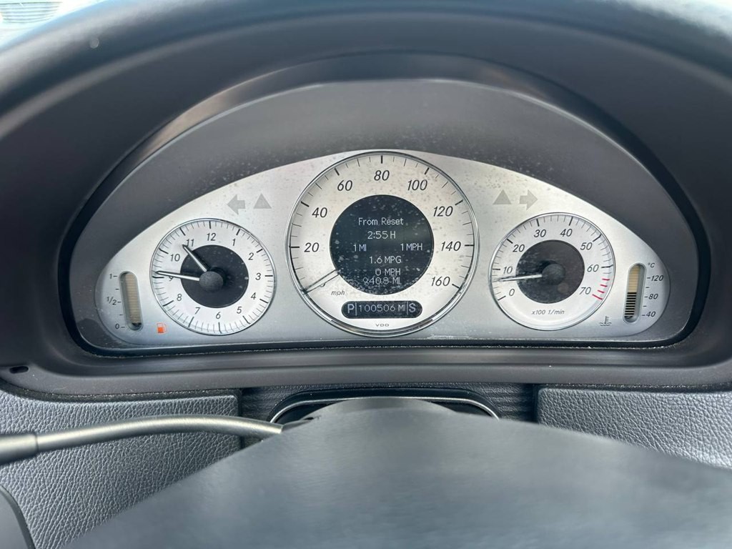 2009 Mercedes-Benz CLK-Class Image 25