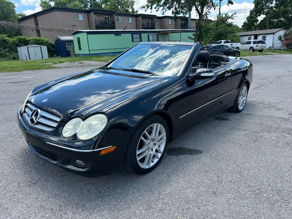 2009 Mercedes-Benz CLK-Class Image 28