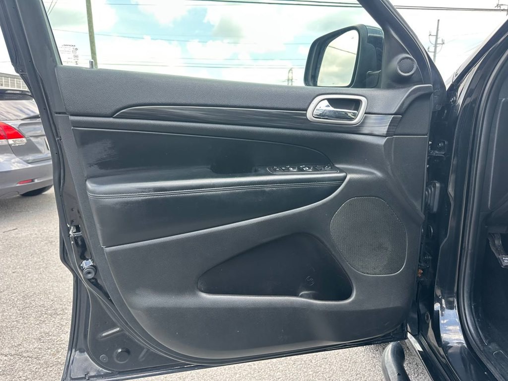 2020 Jeep Grand Cherokee Image 16