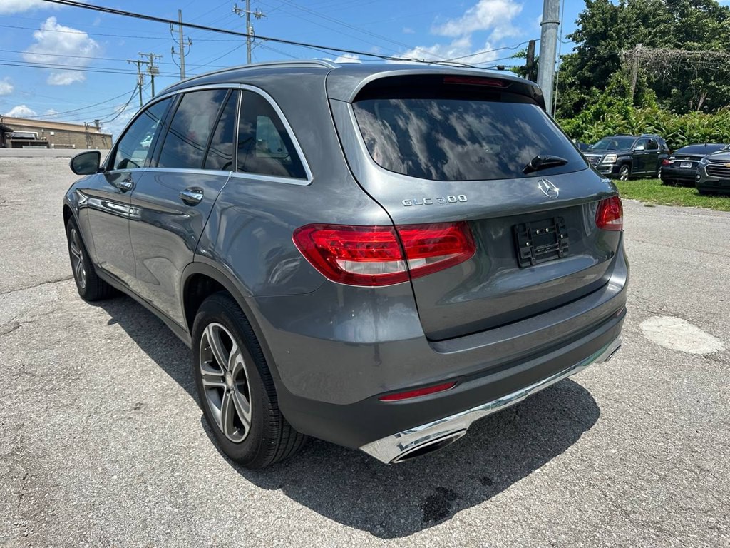 2016 Mercedes-Benz GLC-Class Image 8