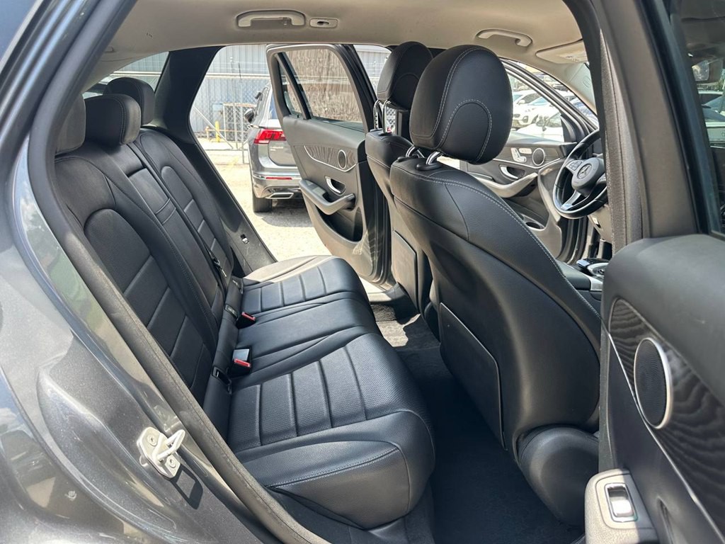 2016 Mercedes-Benz GLC-Class Image 19