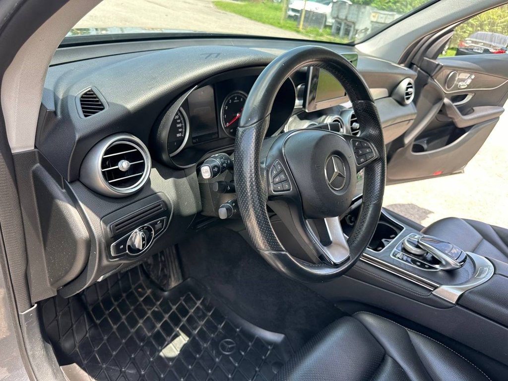 2016 Mercedes-Benz GLC-Class Image 24