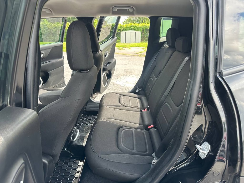2018 Jeep Renegade Image 16