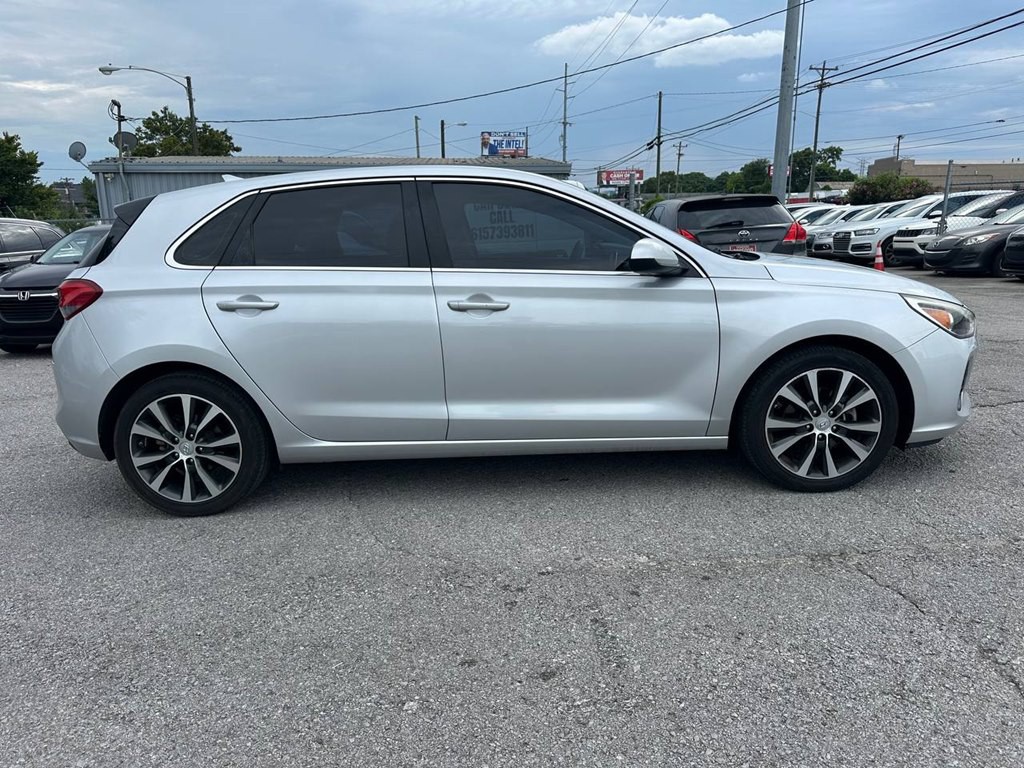 2018 Hyundai Elantra Image 5
