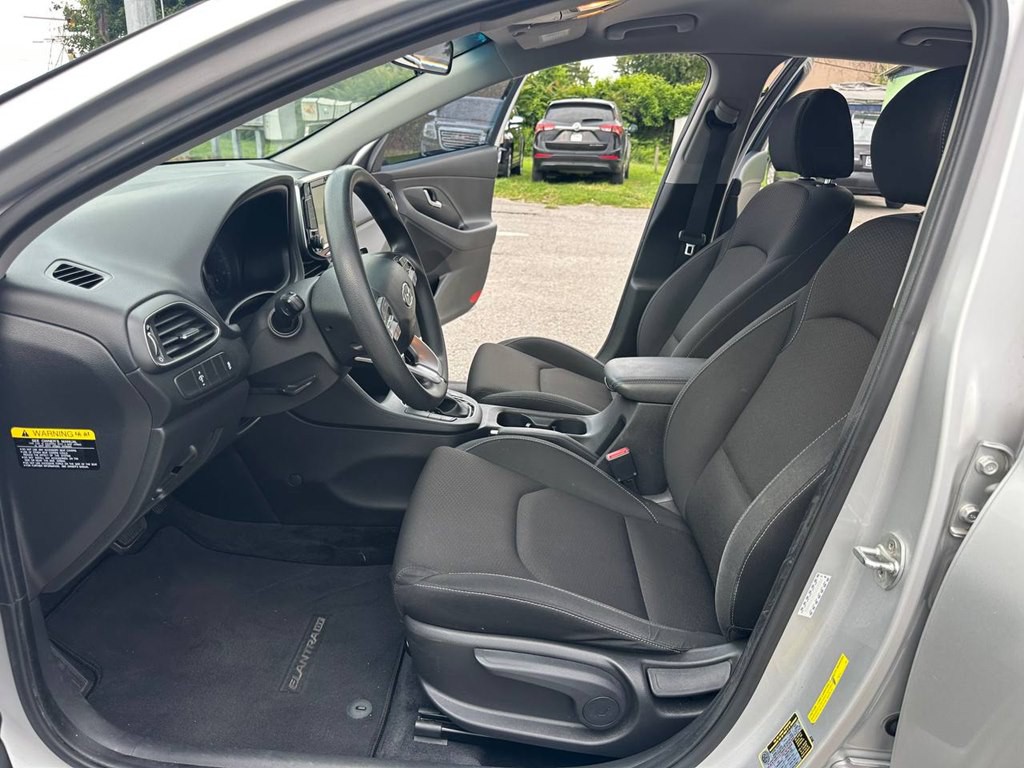 2018 Hyundai Elantra Image 13