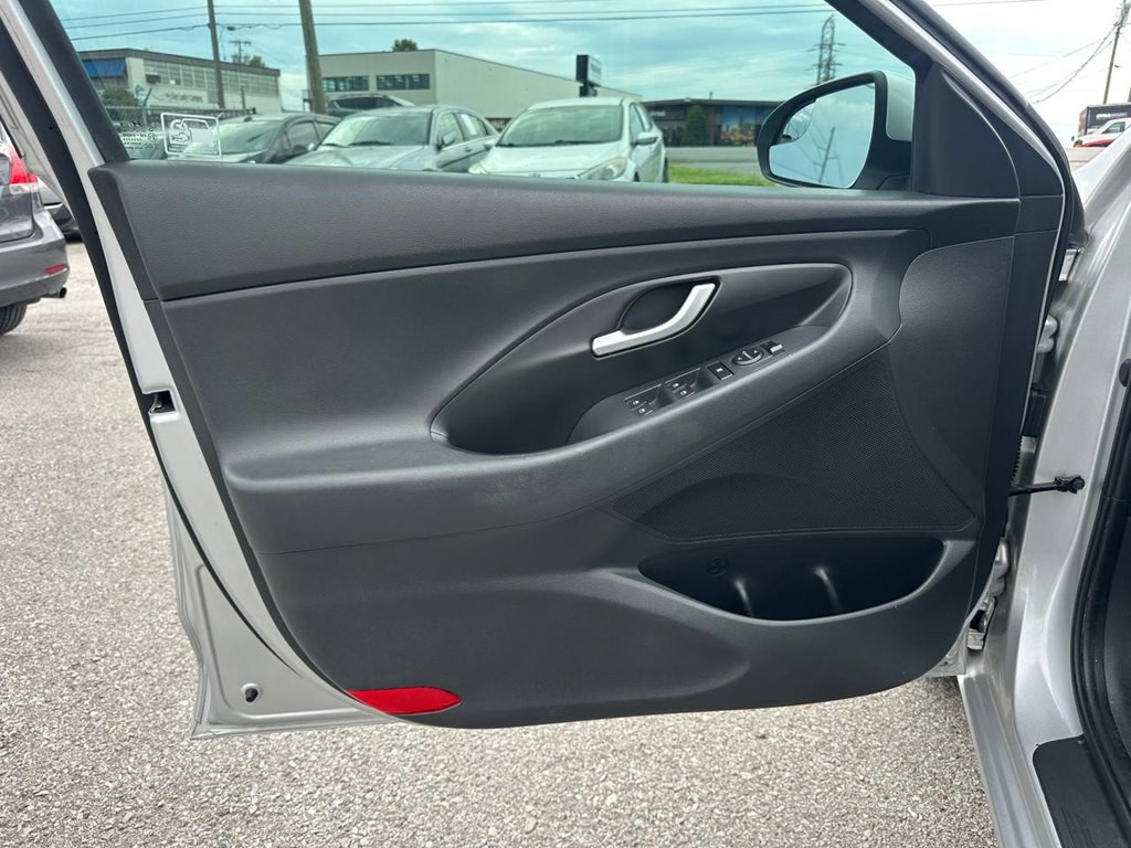 2018 Hyundai Elantra Image 14
