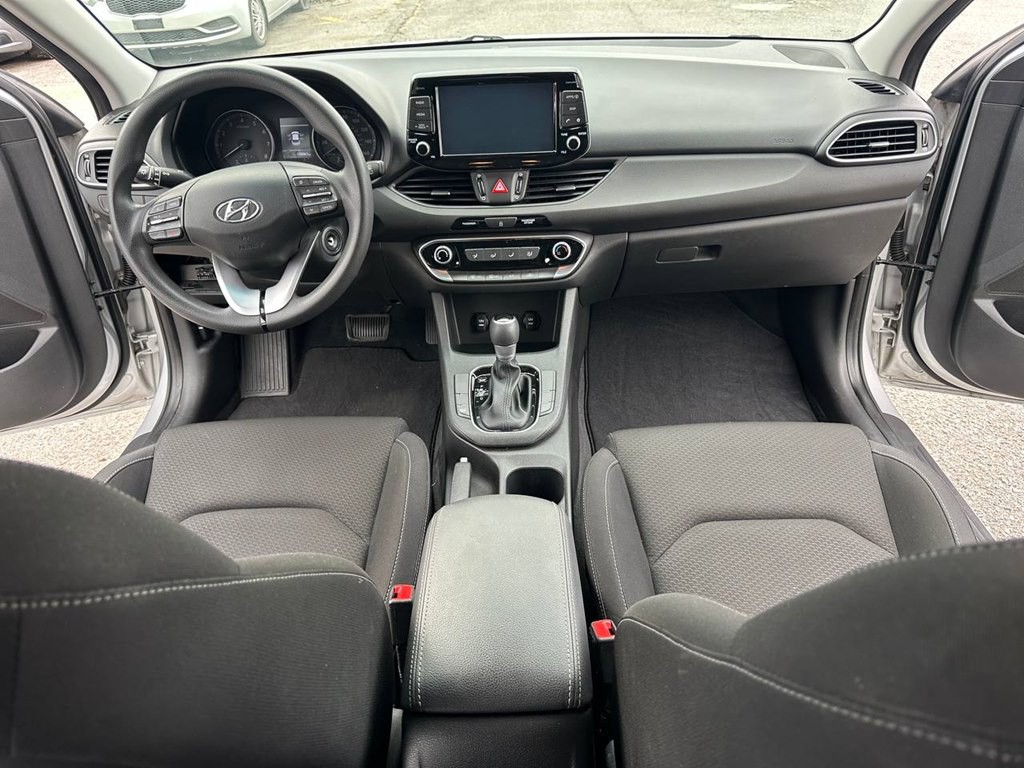 2018 Hyundai Elantra Image 20