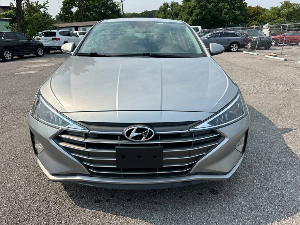 2020 Hyundai Elantra Image 3
