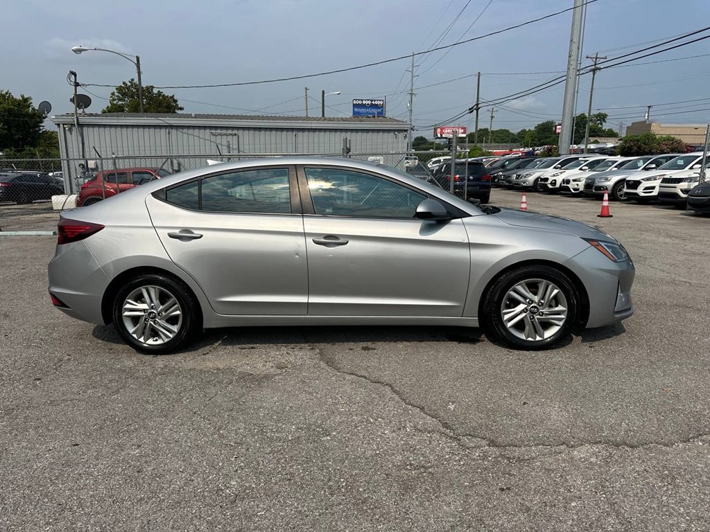 2020 Hyundai Elantra Image 5