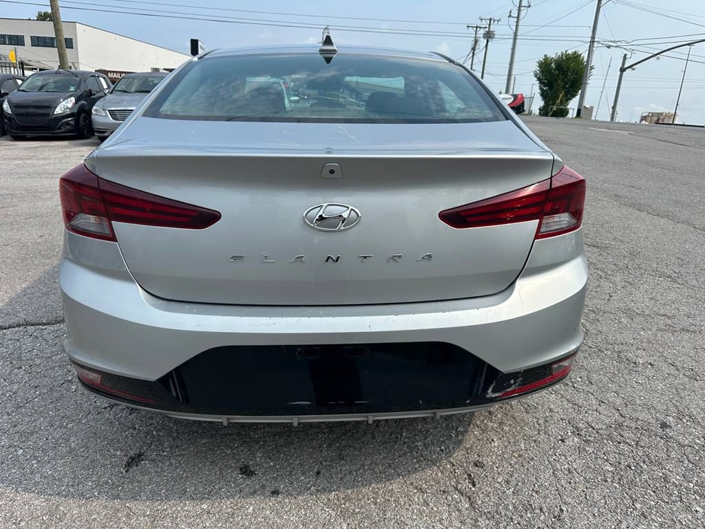 2020 Hyundai Elantra Image 7