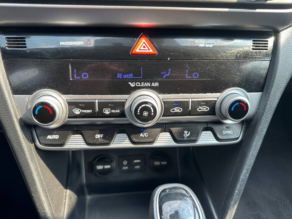 2020 Hyundai Elantra Image 33