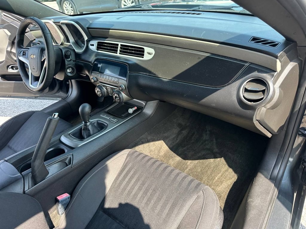 2013 Chevrolet Camaro Image 18