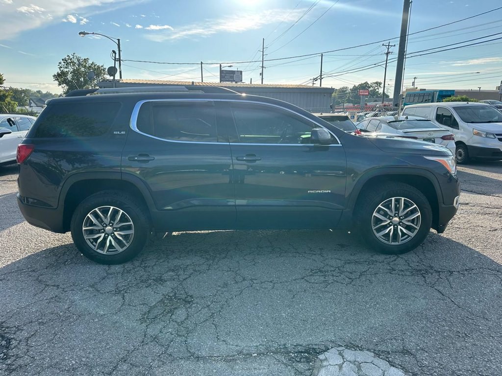2018 GMC Acadia Image 4