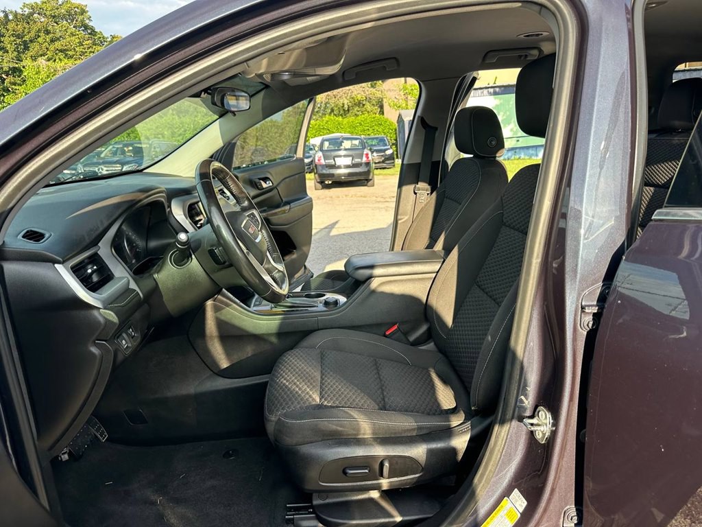 2018 GMC Acadia Image 14
