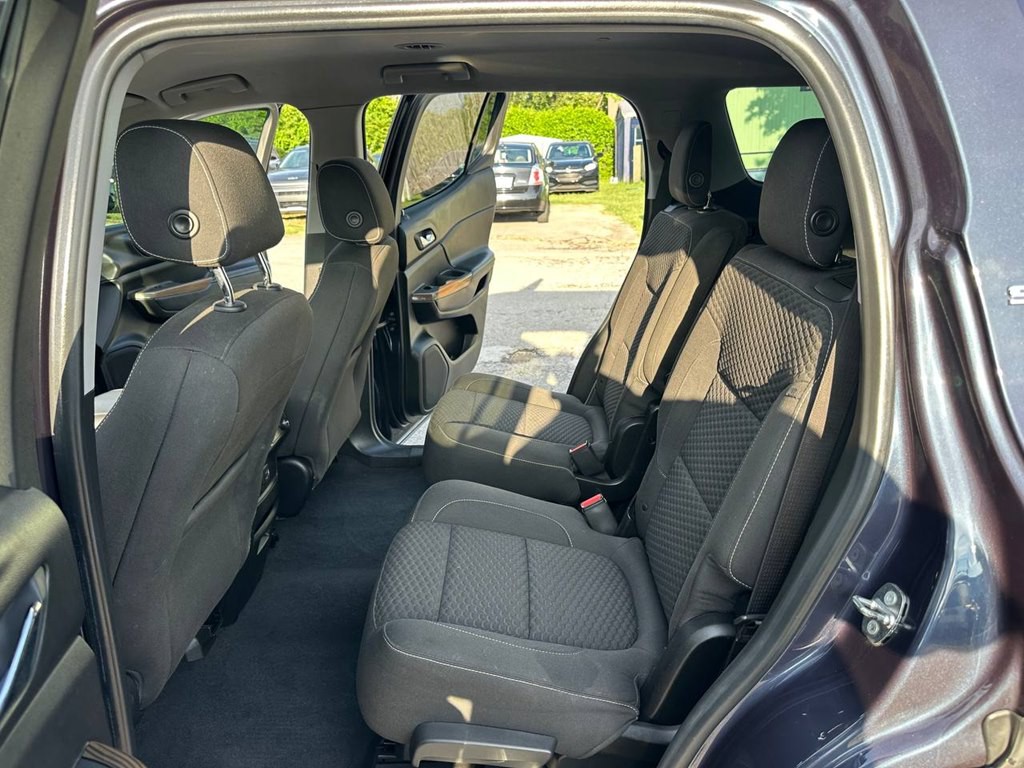 2018 GMC Acadia Image 17