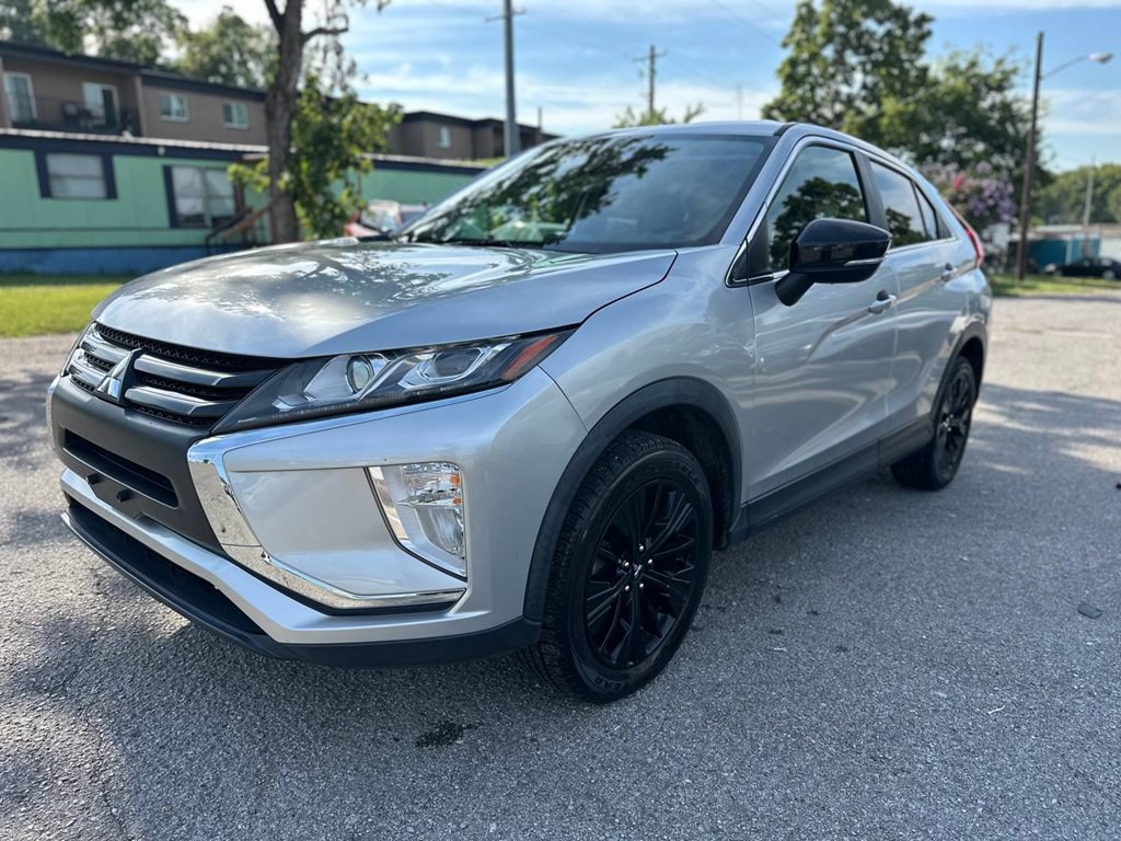 2019 Mitsubishi Eclipse Image 2