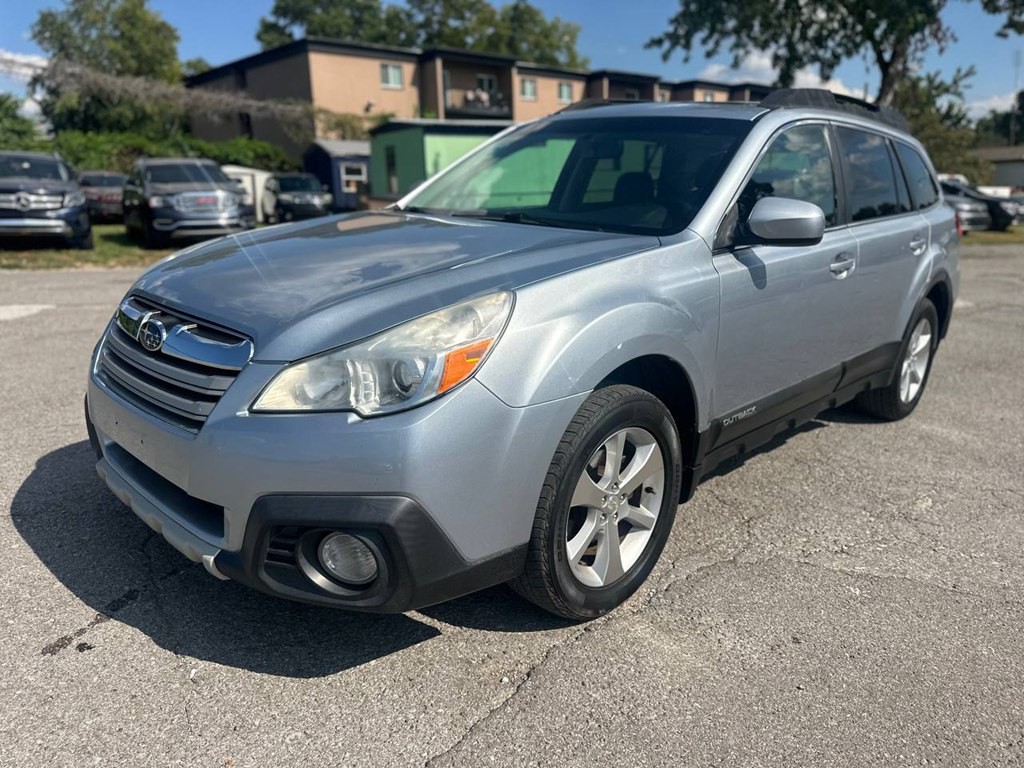 2014 Subaru Outback Image 2