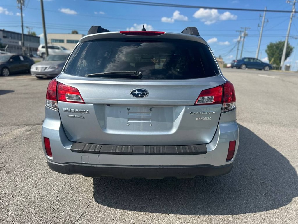 2014 Subaru Outback Image 7