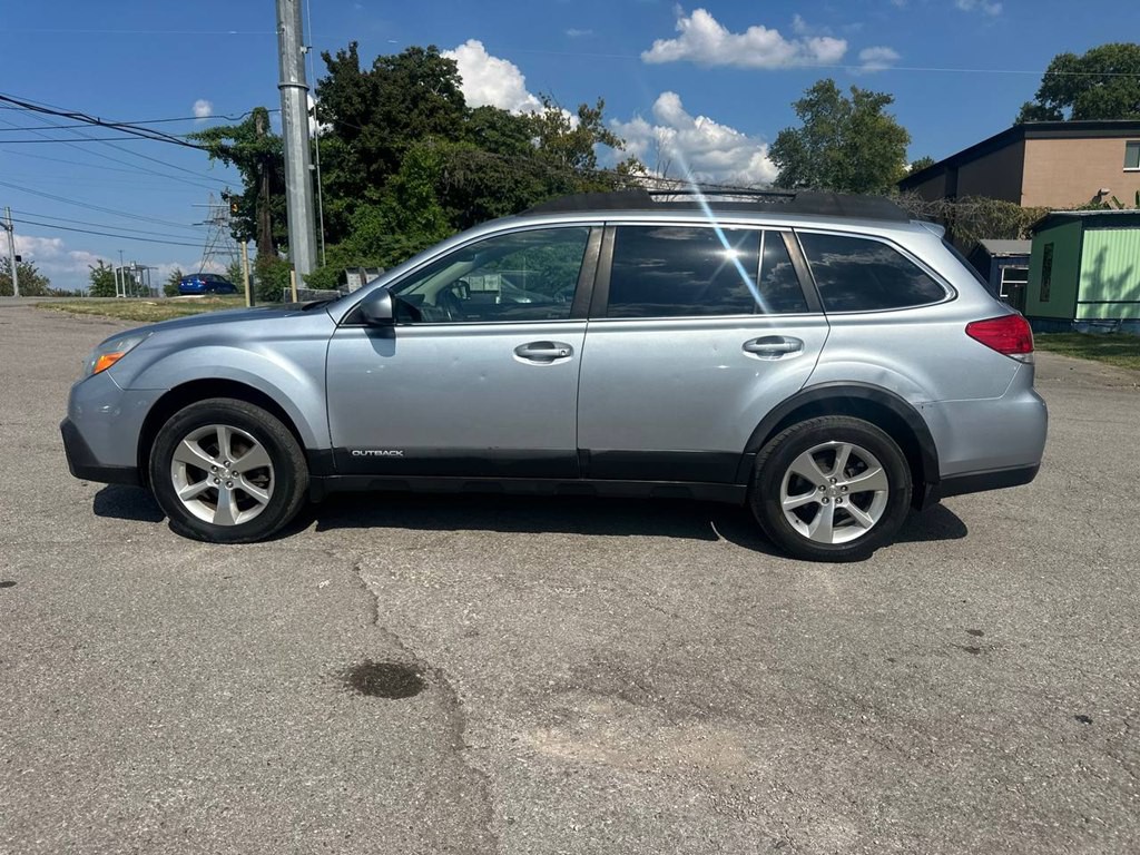 2014 Subaru Outback Image 8