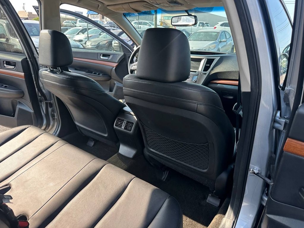 2014 Subaru Outback Image 23