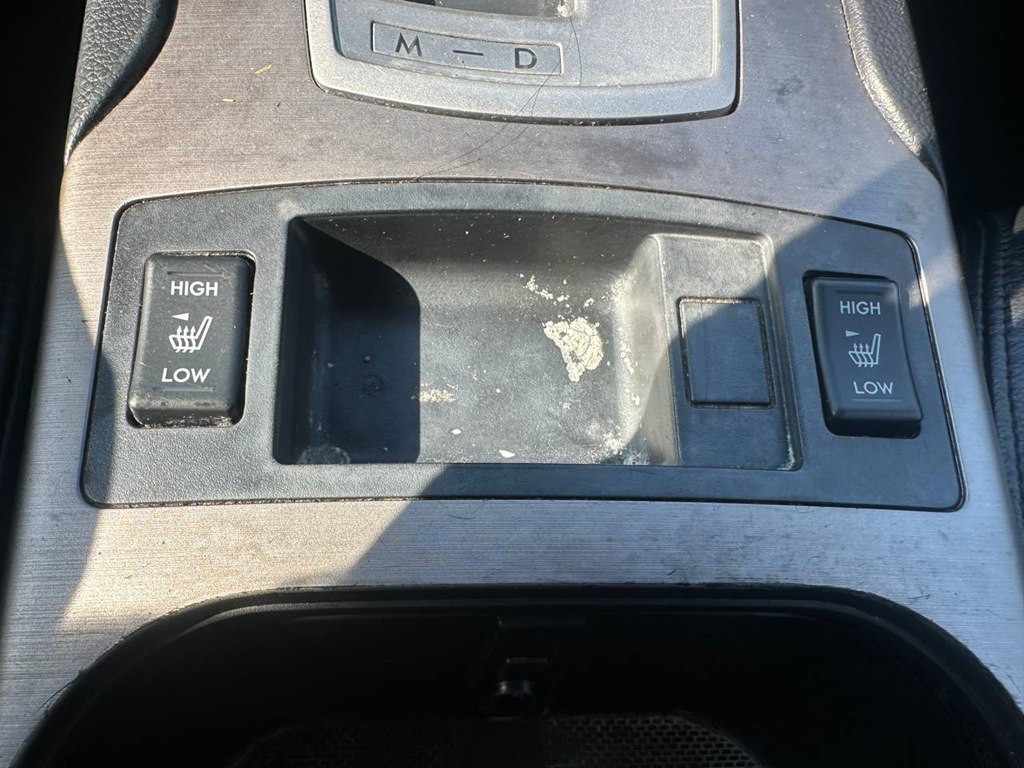 2014 Subaru Outback Image 34