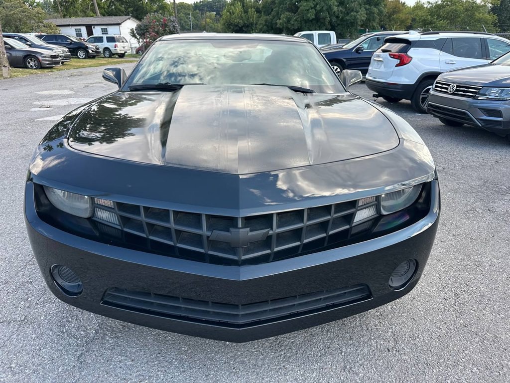 2011 Chevrolet Camaro Image 2