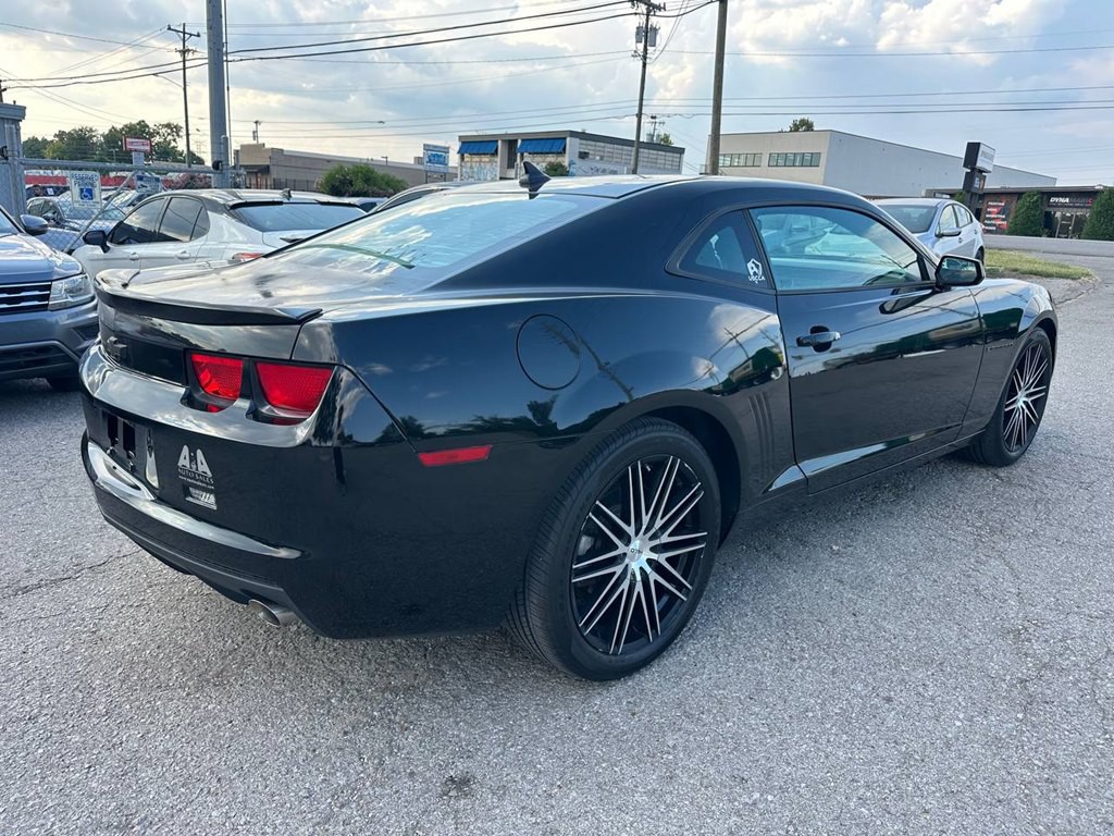 2011 Chevrolet Camaro Image 5