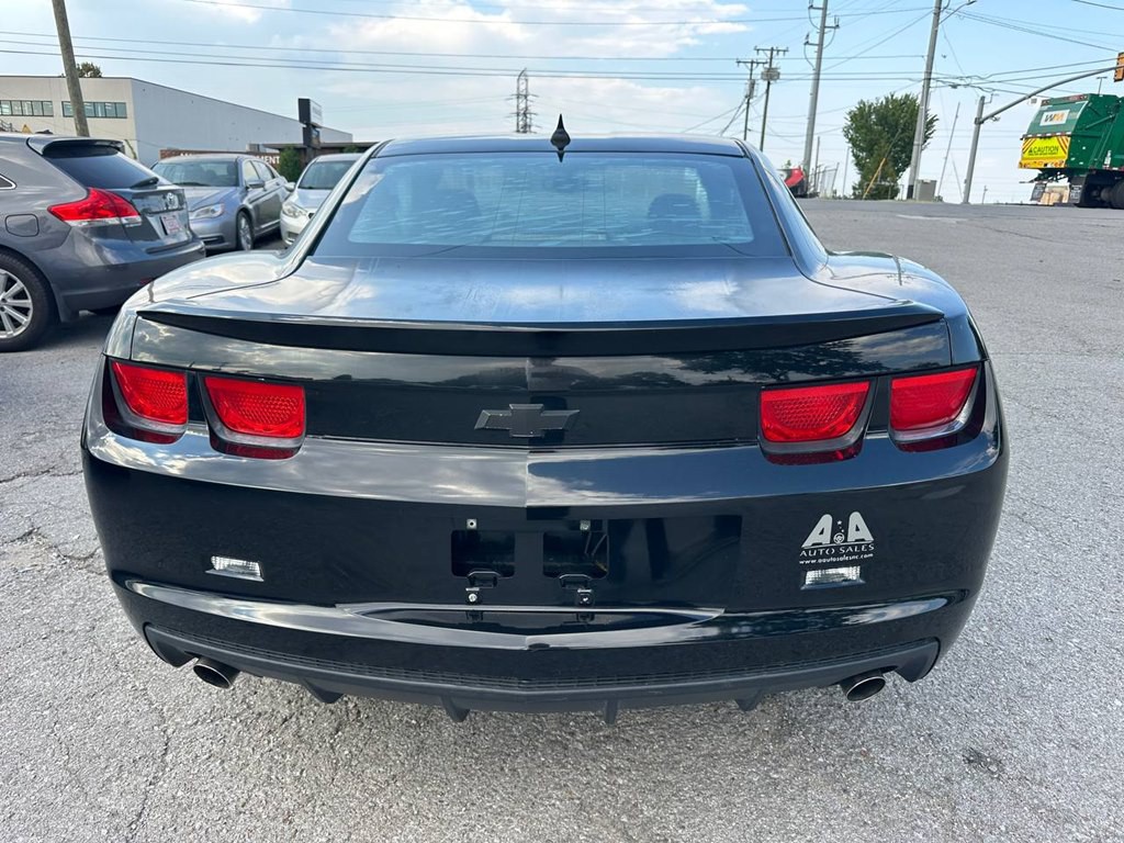 2011 Chevrolet Camaro Image 6