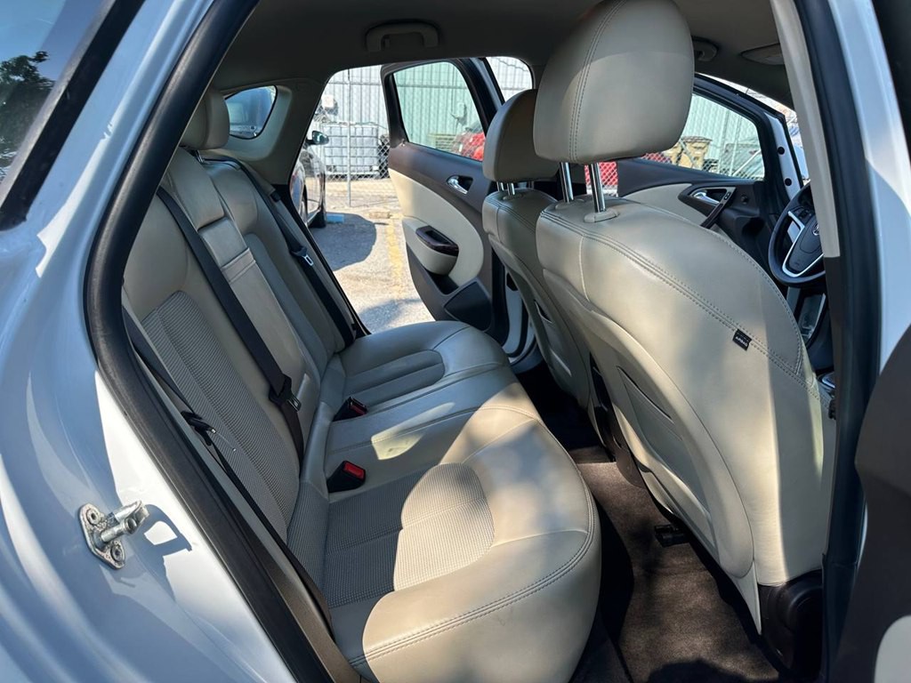 2014 Buick Verano Image 20