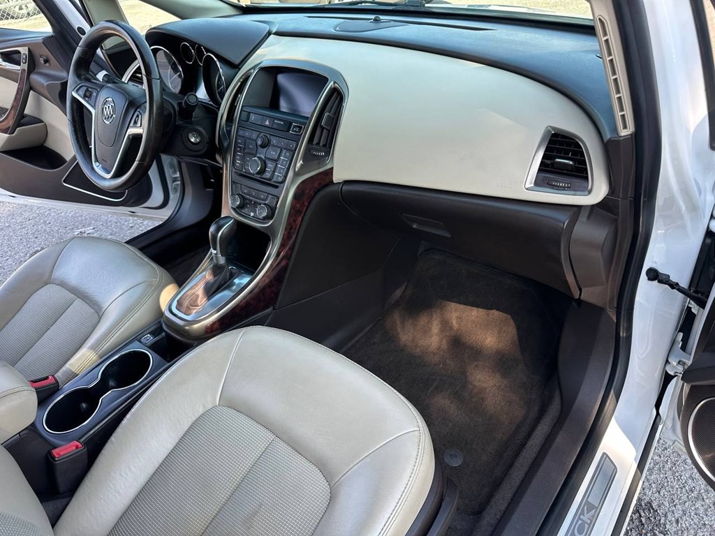 2014 Buick Verano Image 24